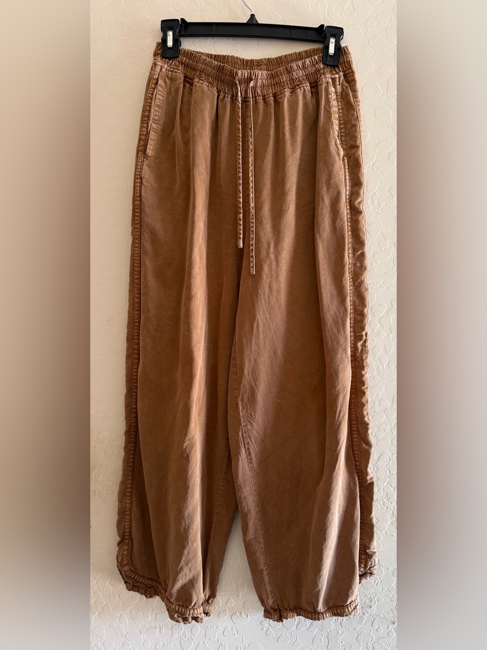 Easel, small, mineral washed wide-leg pants
